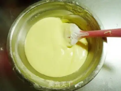 Make Nobita birthday cake step 12