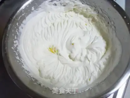 Make Nobita birthday cake step 17