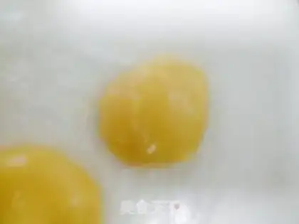 Make Lian Yuen Yuen step 3