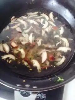 Make Spicy soup step 4