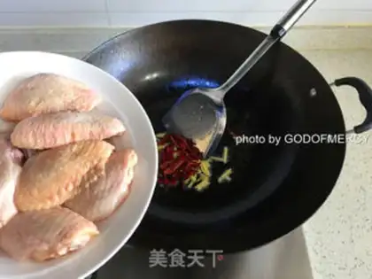 Make Chicken-fingered gravy step 12
