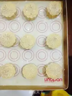 Make Lian Yuen Yuen step 9