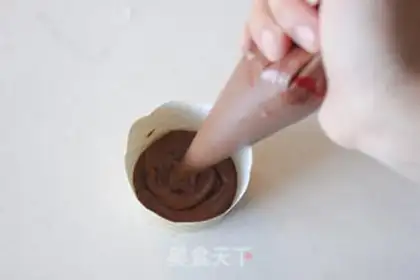 Make Peanut chocolate cake step 4