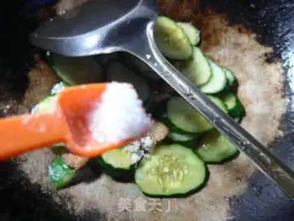 Make Five flowers and cucumbers step 7