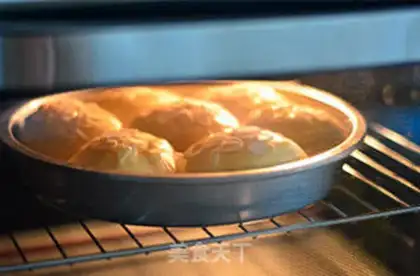 Make Peach bun step 8