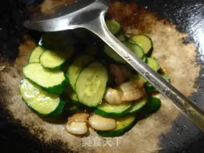 Make Five flowers and cucumbers step 8