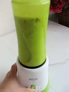 Make Peach yogurt shake step 7