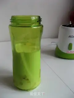 Make Banana yogurt shake step 2
