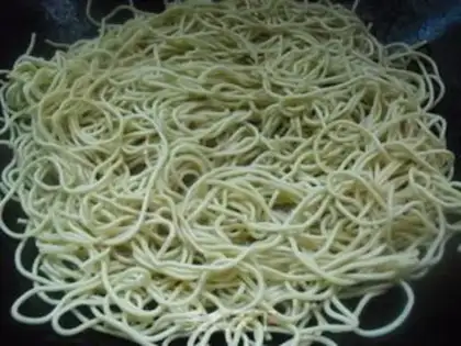 Make White bean horned mushroom noodles step 8