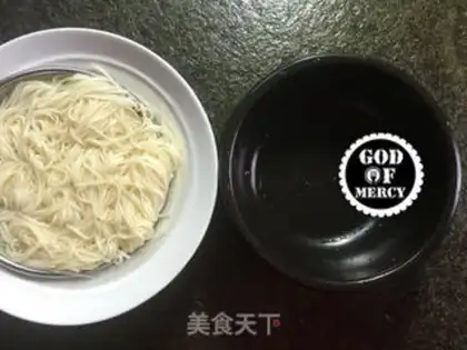 Make Soybeans beef noodles step 9