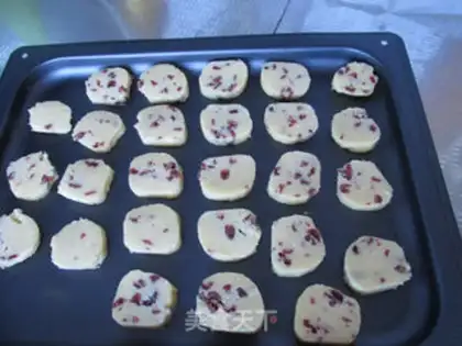 Make Cranberry cookies step 9