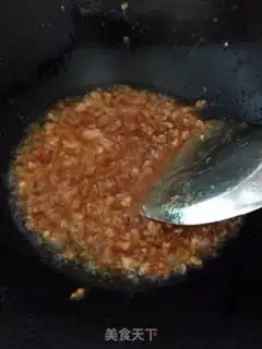 Make Meat sauce noodles step 1