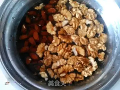 Make Self-made healthy nuts step 1