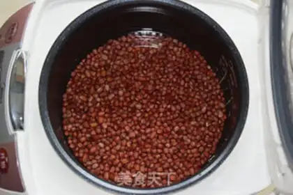 Make Rose bean sand step 2