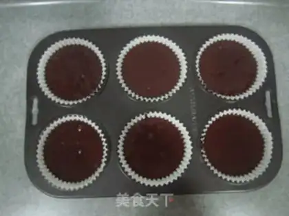 Make Chocolate cupcakes step 5