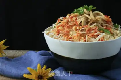 Make Spicy chicken noodle step 7