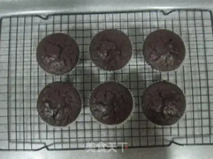 Make Chocolate cupcakes step 6