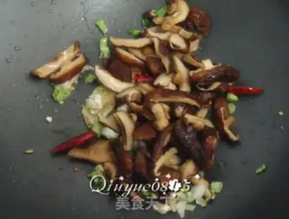 Make Chicken chip fried mushrooms step 5