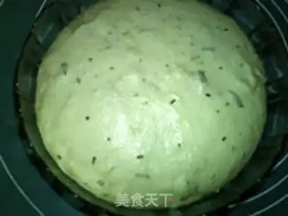 Make Potato mashed rose bread step 16