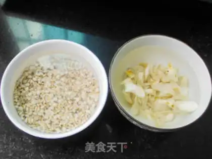 Make Rice lilies step 1