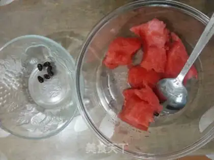 Make Watermelon ice step 1