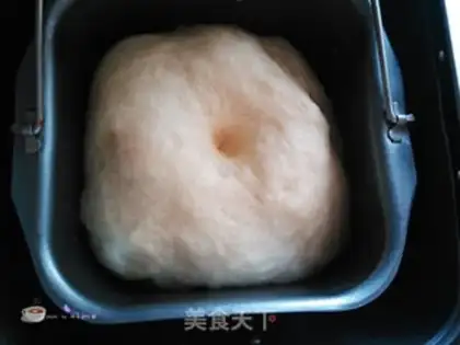 Make Coconut round bread step 4