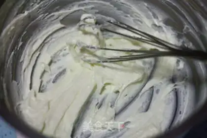 Make Two-heart frozen cheesecakes step 7