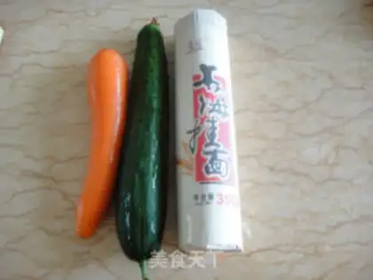 Make Pickle sauce and noodles step 0