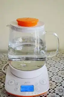 Make Rose milk tea step 0