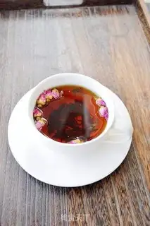 Make Rose milk tea step 4