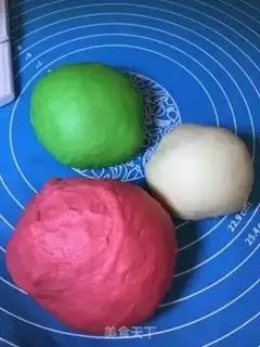 Make Watermelon toast step 2