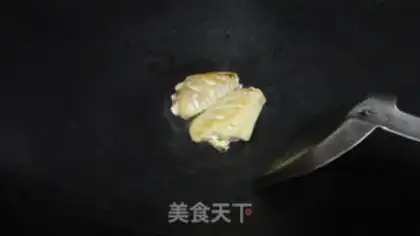 Make Chicken wings with no oiled cheese step 1