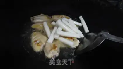 Make Chicken wings with no oiled cheese step 2