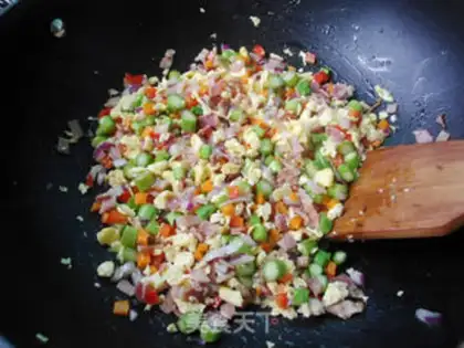 Make Five eggs of fried rice step 7