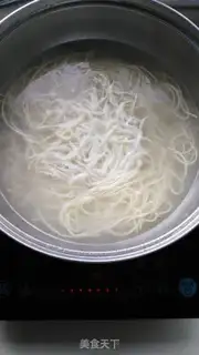 Make Fried noodles step 6