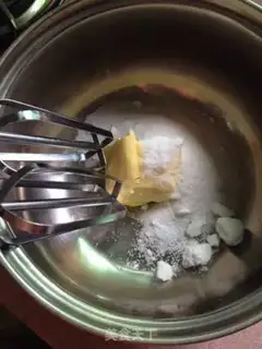 Make Bear almonds step 1