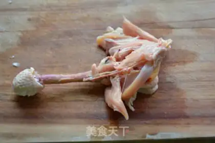 Make Japanese pictures burn chicken legs step 3