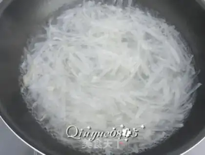 Make A radish bun step 3