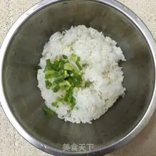 Make Old egg rice step 0