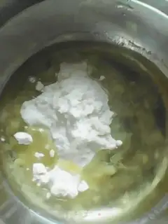 Make Onion cake step 3