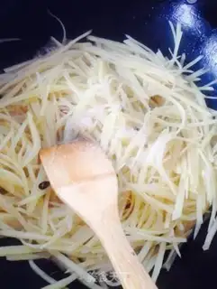 Make Spicy potatoes step 5