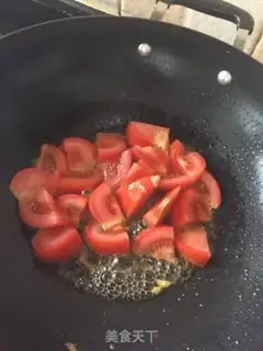 Make Tomato fried eggs step 4