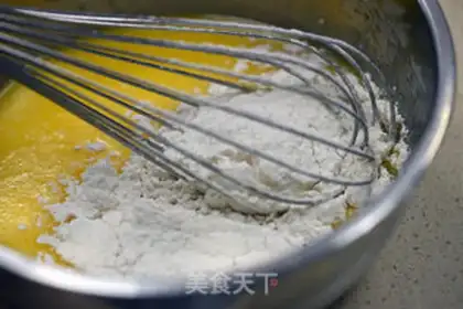 Make Berry nut pie step 5