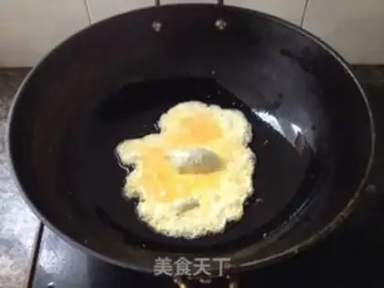 Make Tomato egg noodles step 4