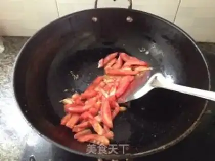 Make Tomato egg noodles step 5
