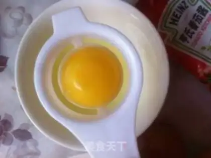 Make Sweet breakfast egg rolls step 1