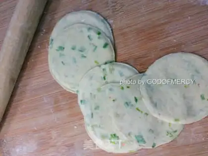 Make Fry onion pancakes step 12