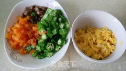 Make Autumn egg fried rice step 3