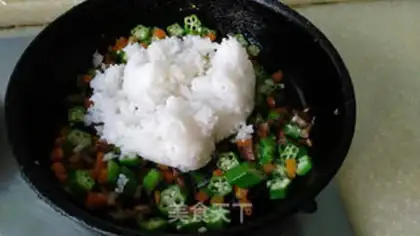 Make Autumn egg fried rice step 6