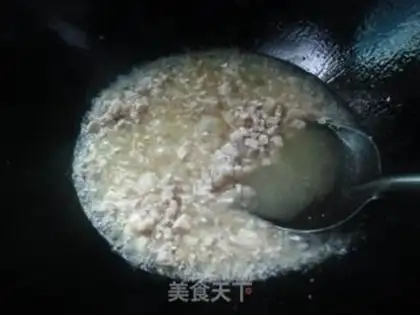 Make Frozen gravy meat buns step 3